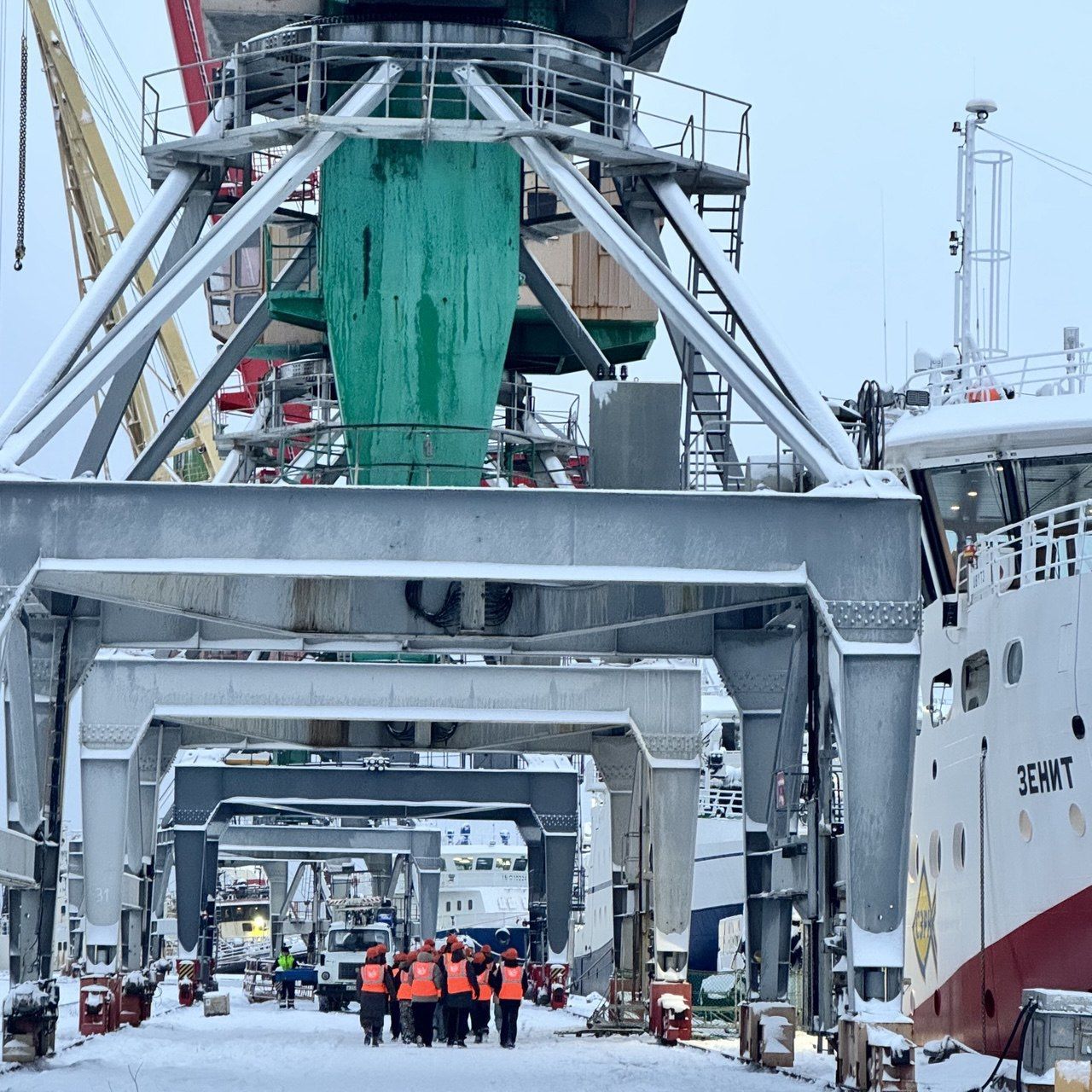 Школьная экспедиция в Мурманский морской рыбный порт